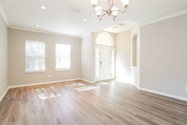 Photo - 3092 Litchfield Dr