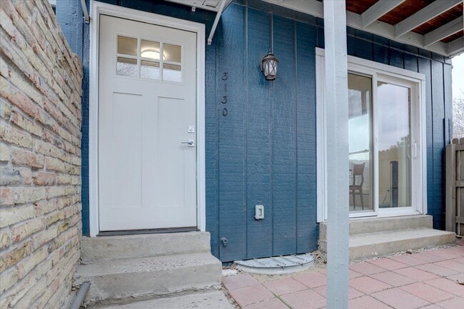 Photo - Stunning Remodeled Townhome in North Boulder