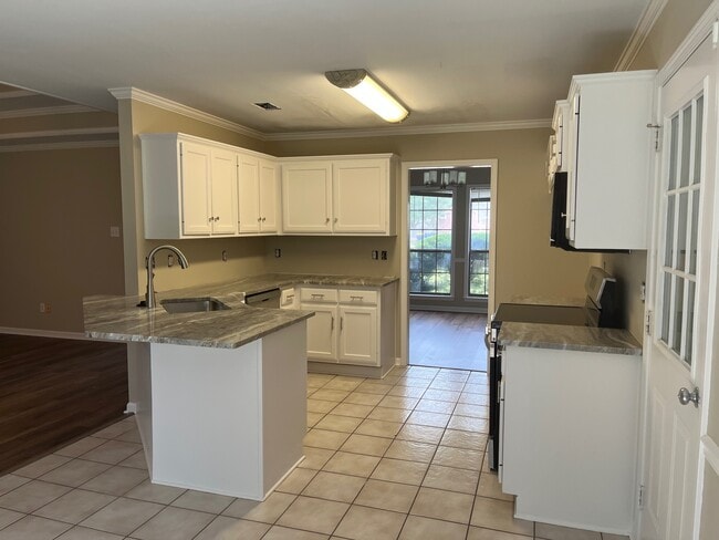 Photo - 27 Emerald Cir