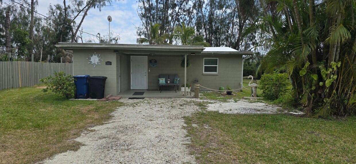 Photo - 2019 46th Street Ct E (Bradenton, FL)