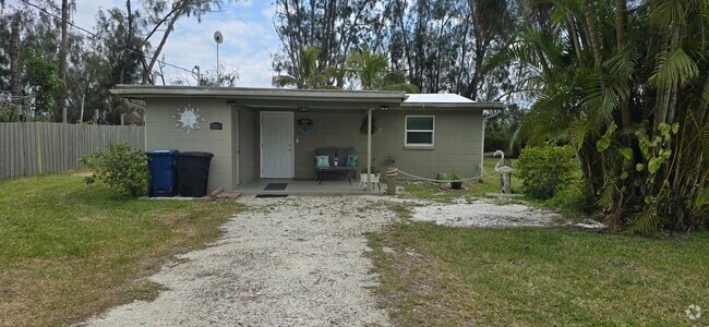 Building Photo - 2019 46th Street Ct E Rental