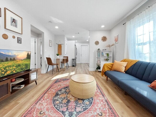 Photo - 6602 S Faul St Unidad A