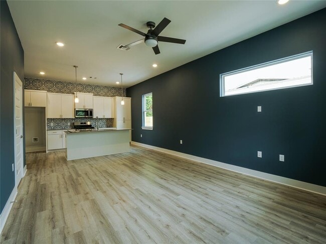Photo - 6714 Canal St