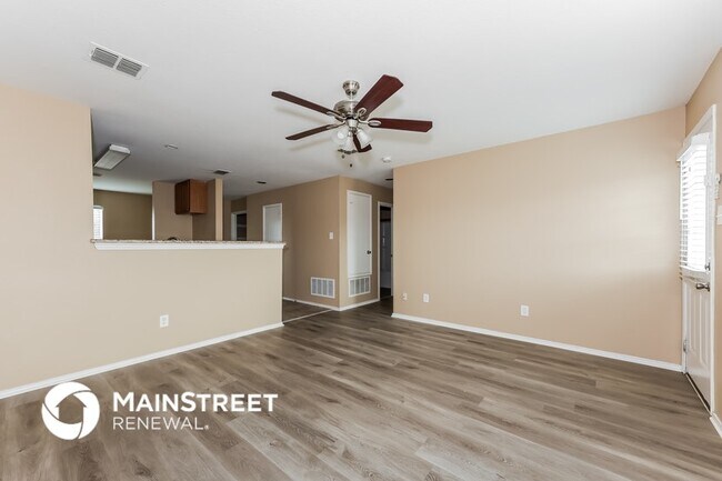 Photo - 1421 Castle Ridge Rd