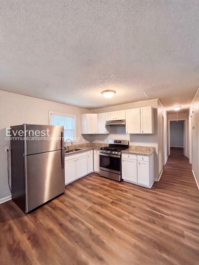 Photo - 4026 Angus Dr