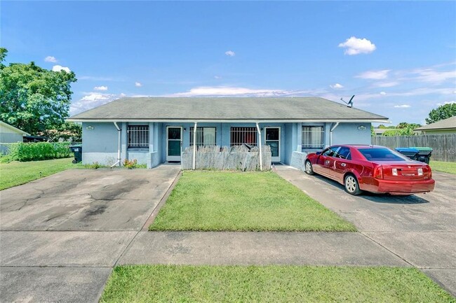 Photo - 1944 Dardanelle Dr Townhome