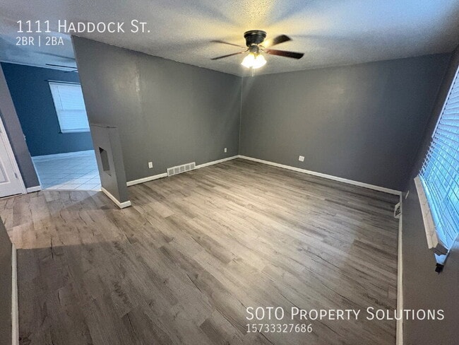 Photo - 1111 Haddock St