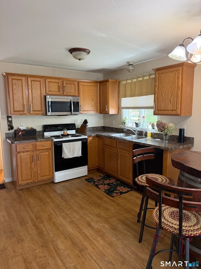 309C Halladay Dr