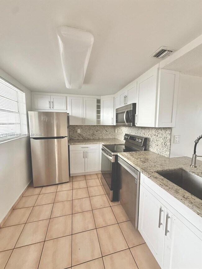 Photo - 14155 SW 87th St Unit E-307