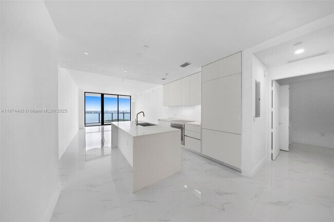 Photo - 700 NE 24th St Unit 2704