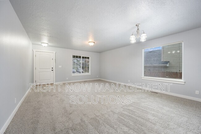 Photo - 5919 S Harrington Way