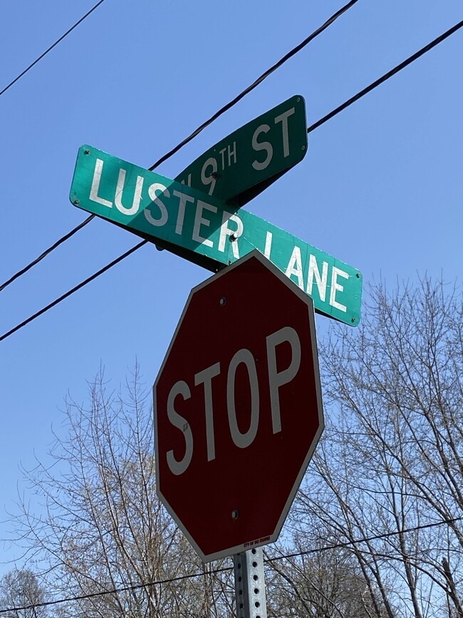 Photo - 904 Luster Ln Casa