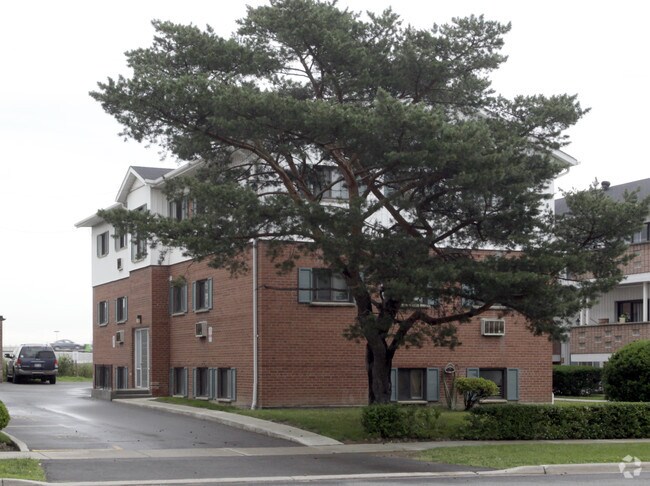 Photo - 223-247 The West Mall