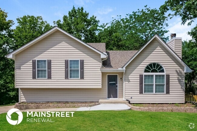 Building Photo - 1500 NE Whitestone Dr Rental