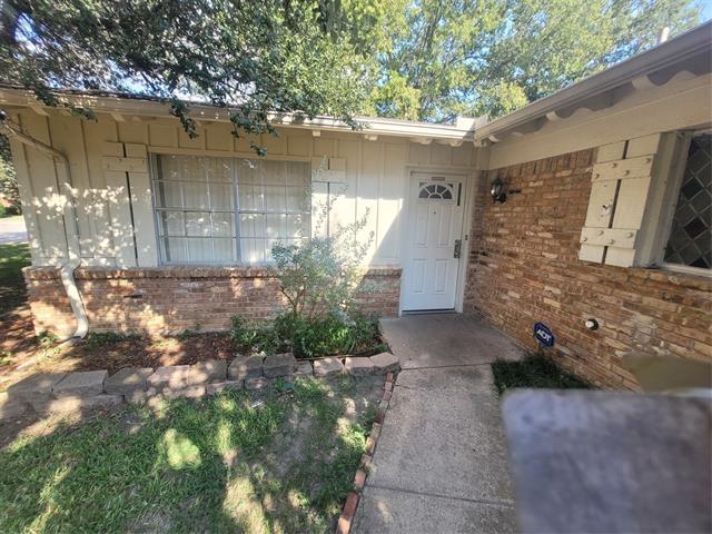 Photo - 7708 Village Trail Dr