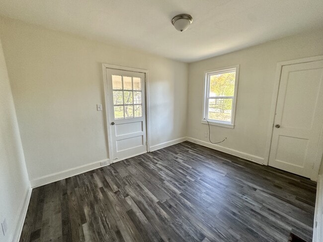 Photo - 2026 Lee Ct SW