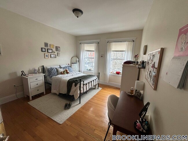 Photo - 191 Winthrop Rd Unit 5