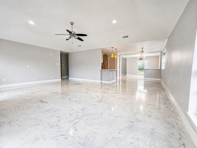 Photo - 15719 Red Springs Dr