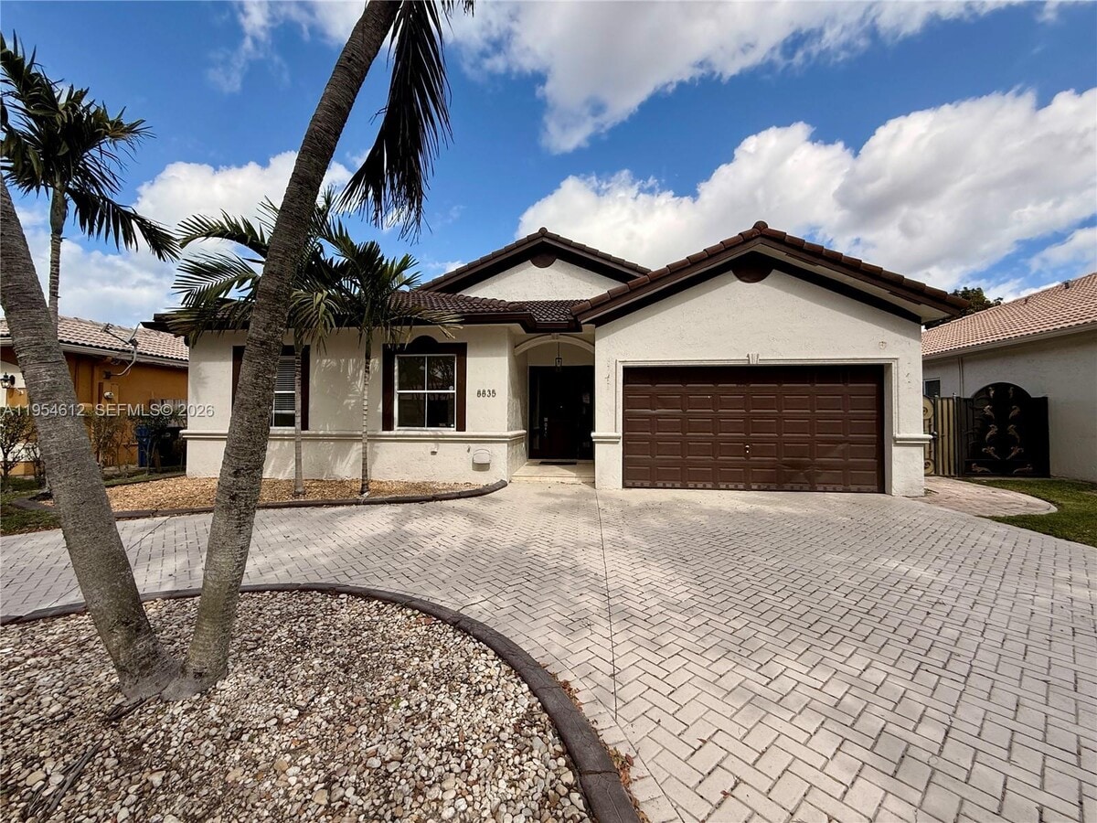 Photo - 8835 NW 168th St