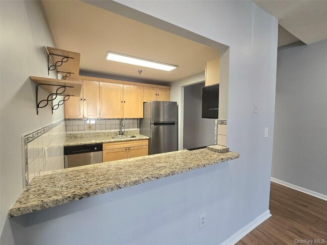 Photo - 123 Mamaroneck Ave Unit 103