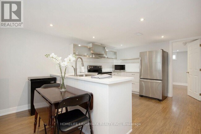 Photo - 225 Highland Ave Unit Lower