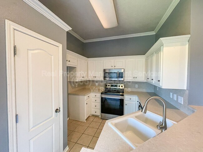 Photo - 9708 Uvalde Ave