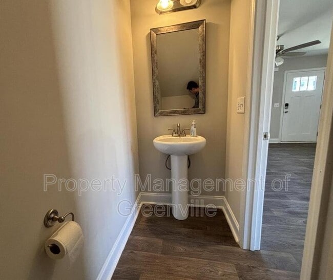 Photo - 121 Rubin Ave