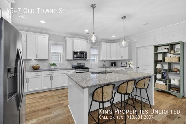 Photo - 4547 Old Towne St