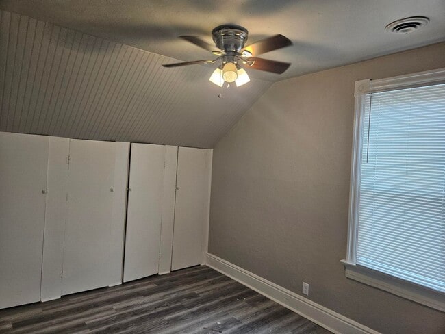 Photo - 424 E Fifth St Unit 424 E. 5th, Apt B