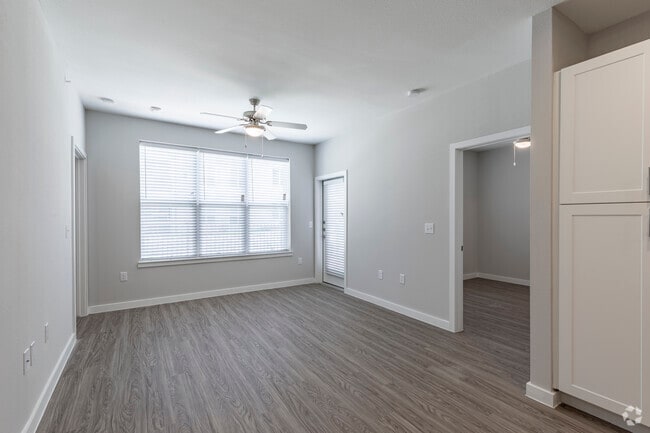 Photo - Greenline North