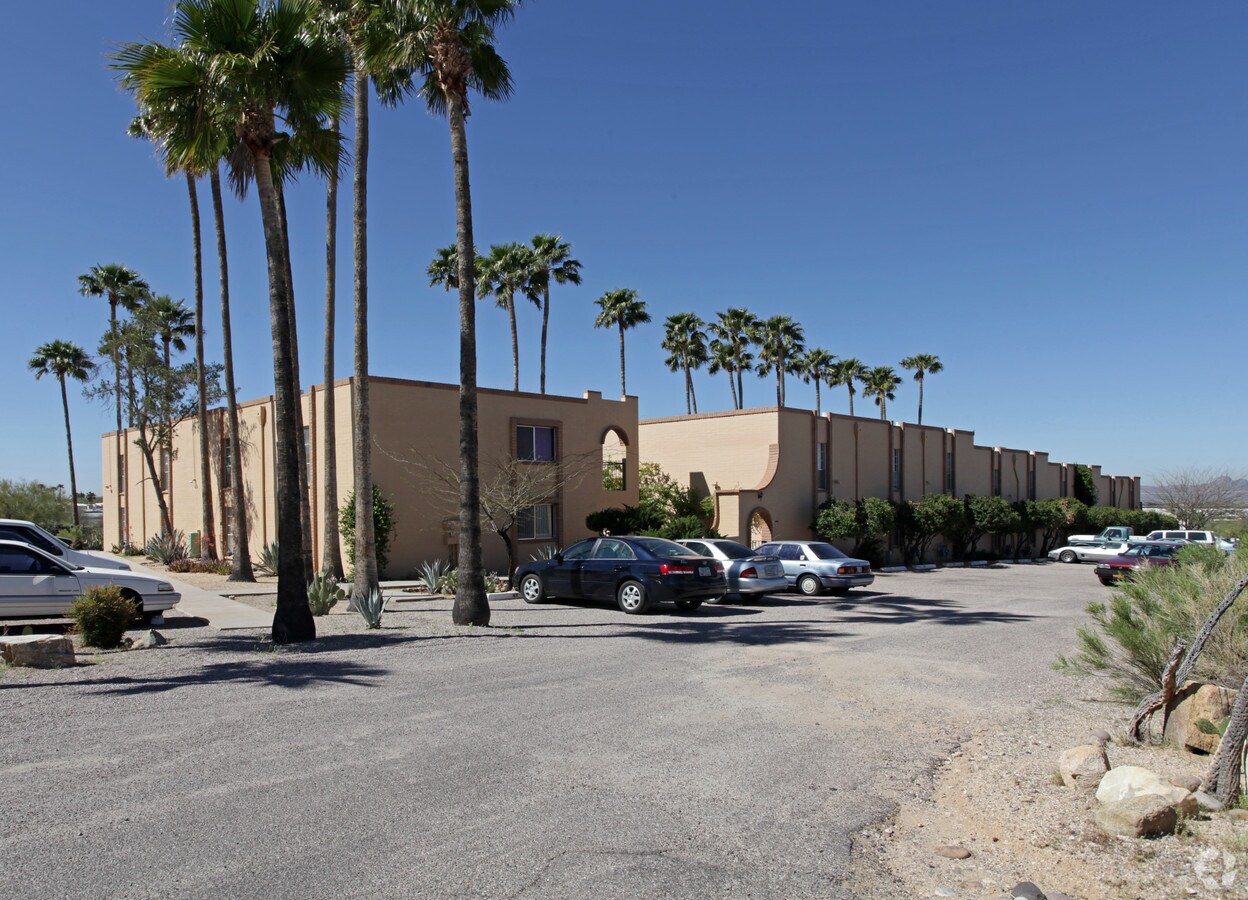 Sunnyslope Apartments - Sunnyslope Apartments