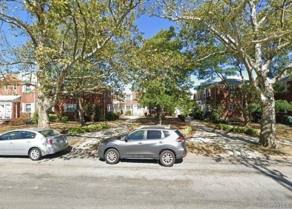 Photo - 76-37 Commonwealth Blvd Unidad 2