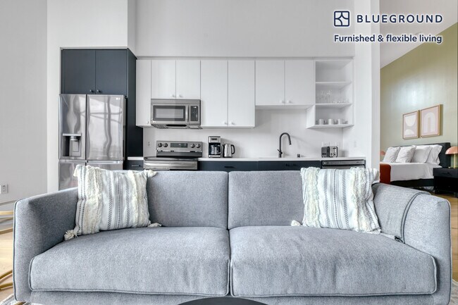 Photo - 1901 Blake Ave Unidad FL3-ID883