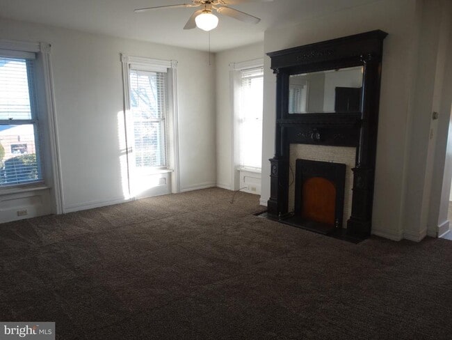 Photo - 130 S Antrim Way Unit #3