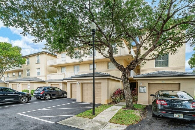 Photo - 2040 Greenview Shores Blvd Unit 223