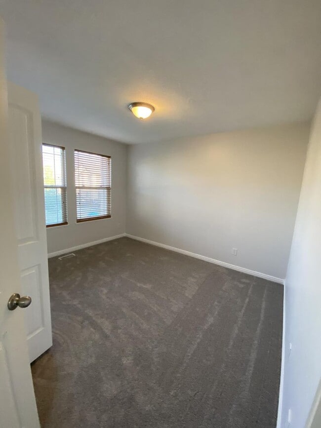 Photo - 1512 N 540 W
