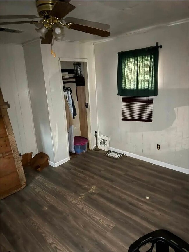 Photo - 3875 Slayton Ave
