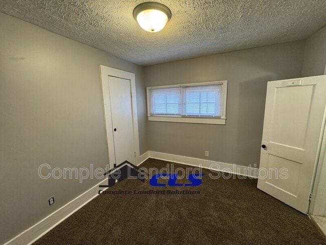 Photo - 3115 N 13th 1/2 St