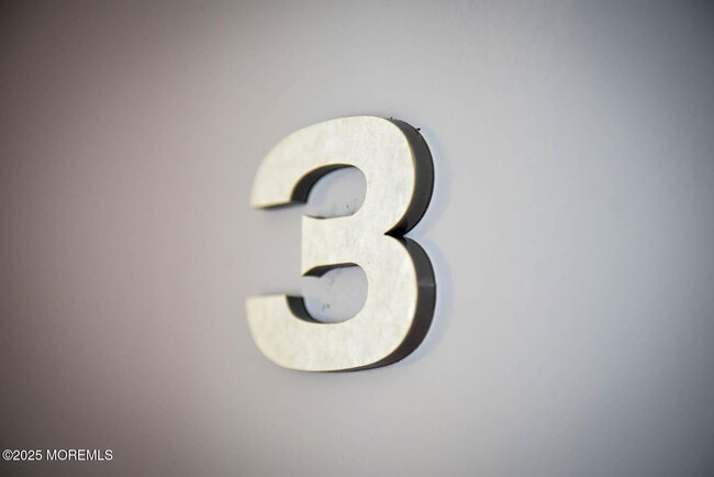 Photo - 209 Bond St Unit 3