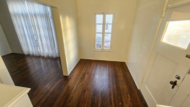 Photo - 1425 Echo Park Ave Unit 7