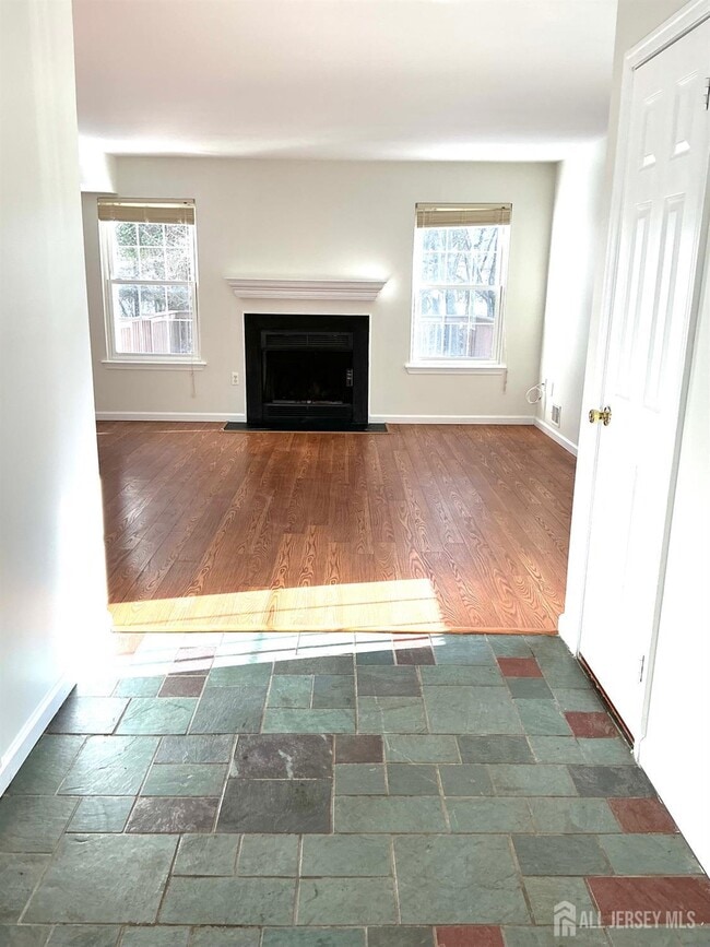 Photo - 246 Hyde Park Rd