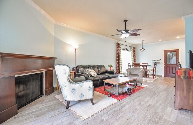 Photo - 800 Country Pl Dr Unit 101