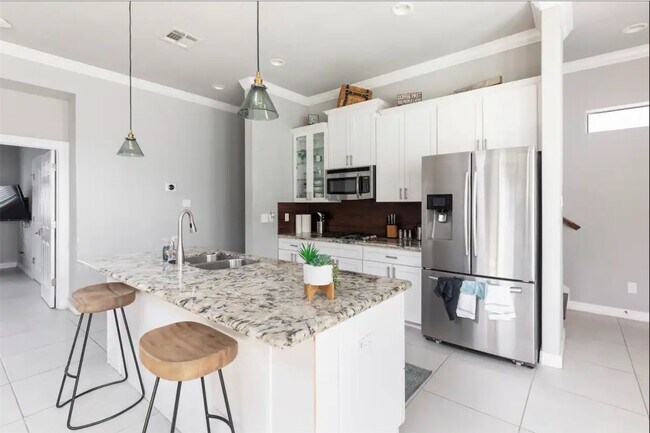 Photo - 1413 Holly St