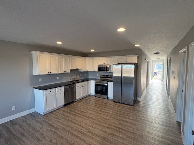 Photo - 231 W Lester St