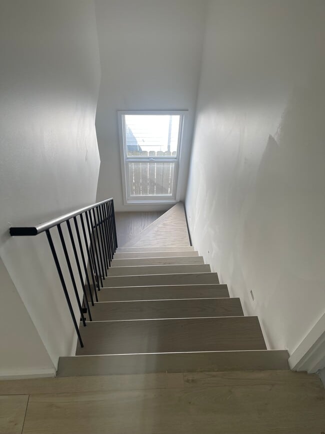 Building Photo - 1517 S Alabama St Rental