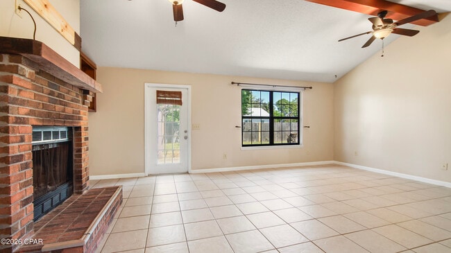 807 White Oak Ct