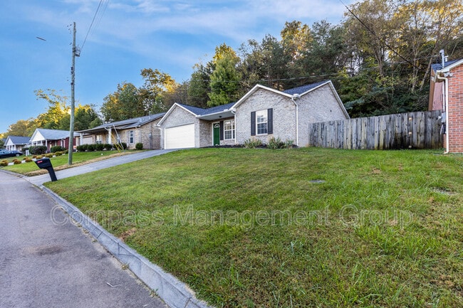 1882 Explorer Ln