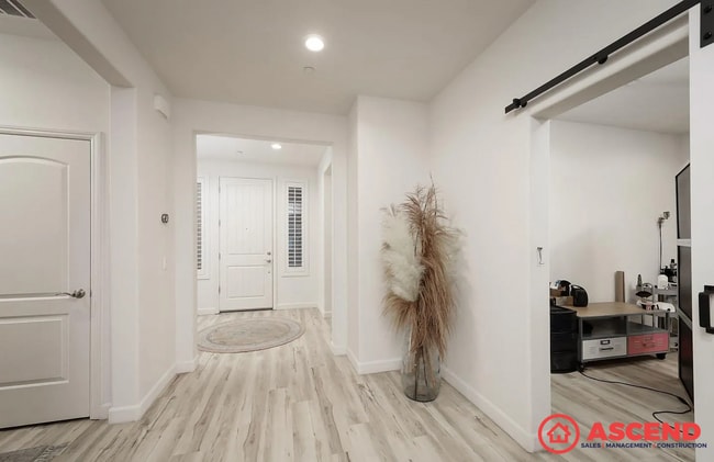 Photo - Luxury 4 Bed / 3 Bath Home in Gated Highgate Community – Resort-Style Living