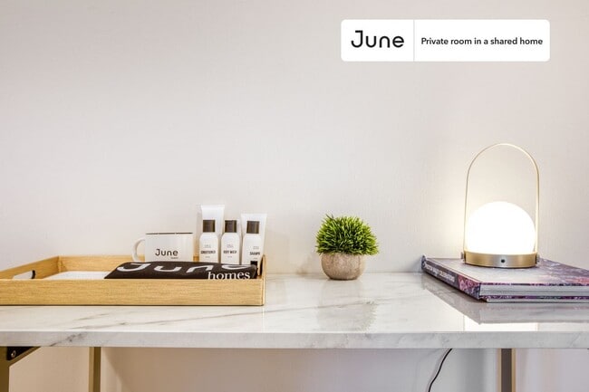 Photo - Room in Shared 3 bed/2 bath home Unidad A