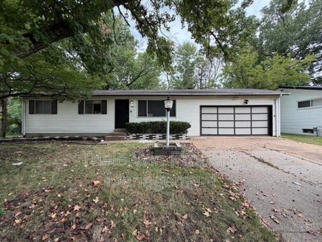 Building Photo - 1439 Widefields Ln